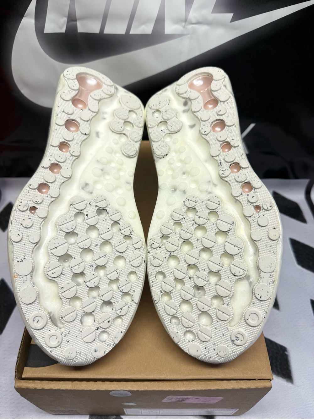 Rosewater Knit Women's Athletic Running Shoes - Picture 4 of 4